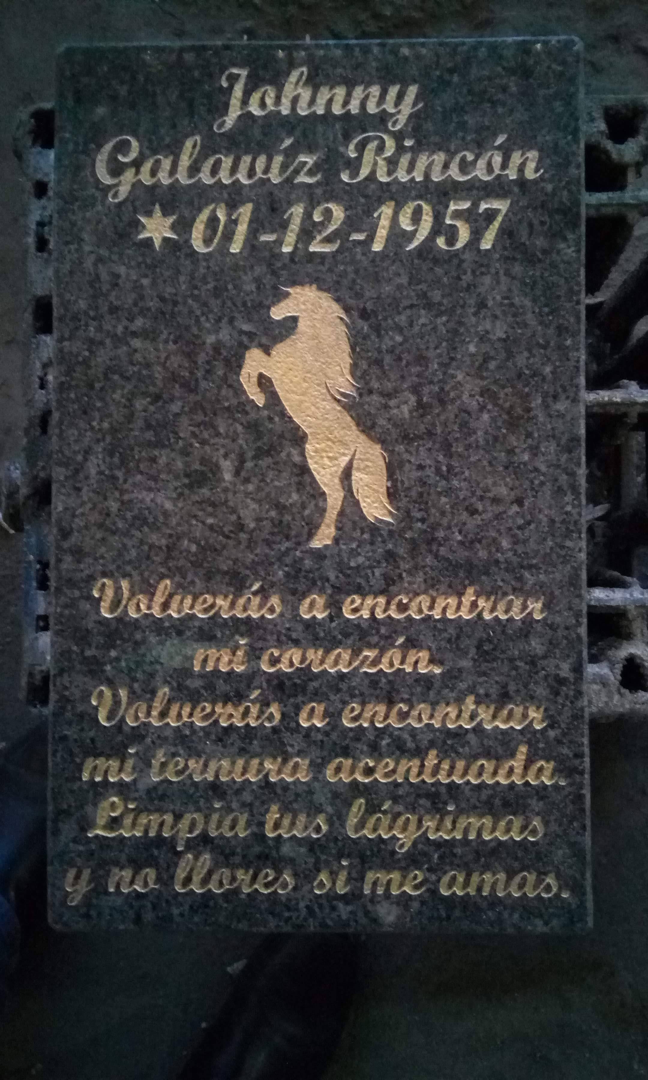 Lápida en mármol